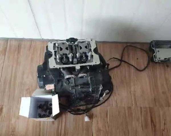 10000多的小忍者,40000多的宝马双r摩托车