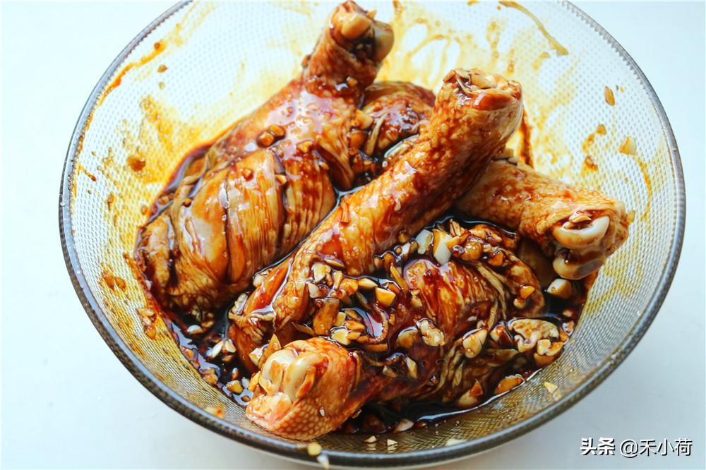 鸡腿这样做太好吃了不烤不油炸,鸡腿这样做不用吐骨头啦