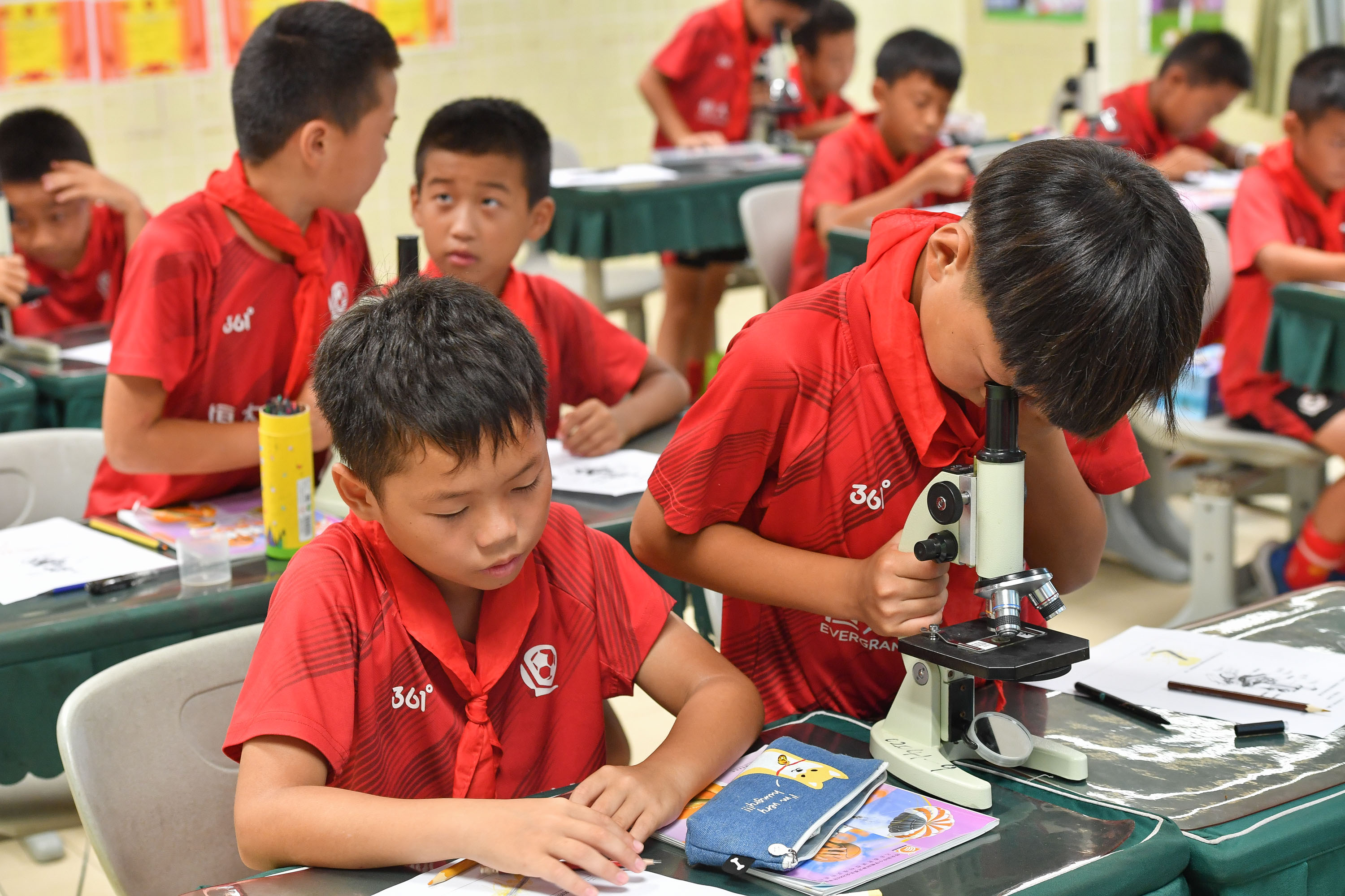 小将尽显锋芒恒大足校,恒大足校培养出的优秀球员