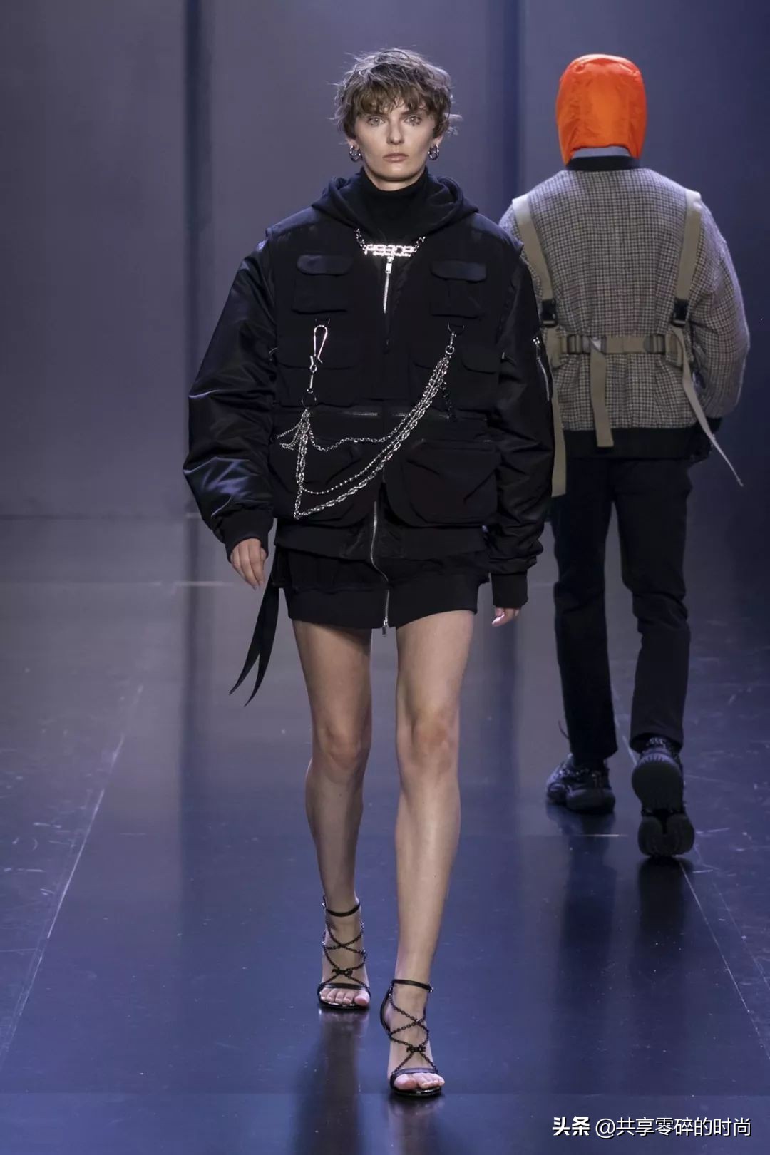 太平鸟夏装时尚穿搭,太平鸟秀场时装周2024秋冬