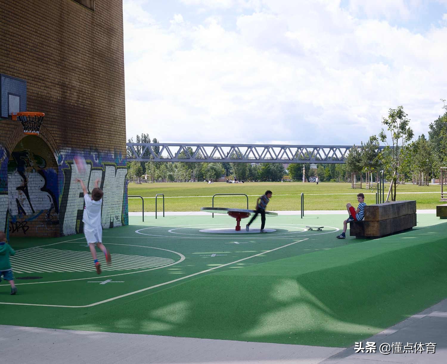 世界上最豪华的十大室内篮球场,你见过最漂亮的室外篮球场