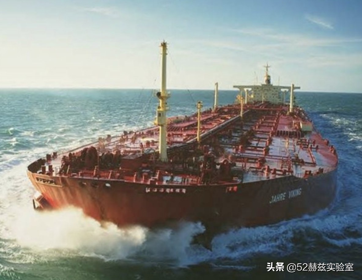 新造的大船怎么下水,刚造好的船是怎么下水的