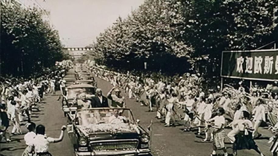 索马里海盗劫持阿联酋商船,阿联酋和索马里海盗