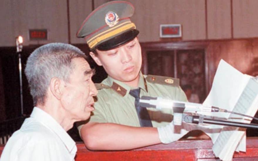 撤村建镇、农民翻身、教授当顾问:大邱庄的神话20年