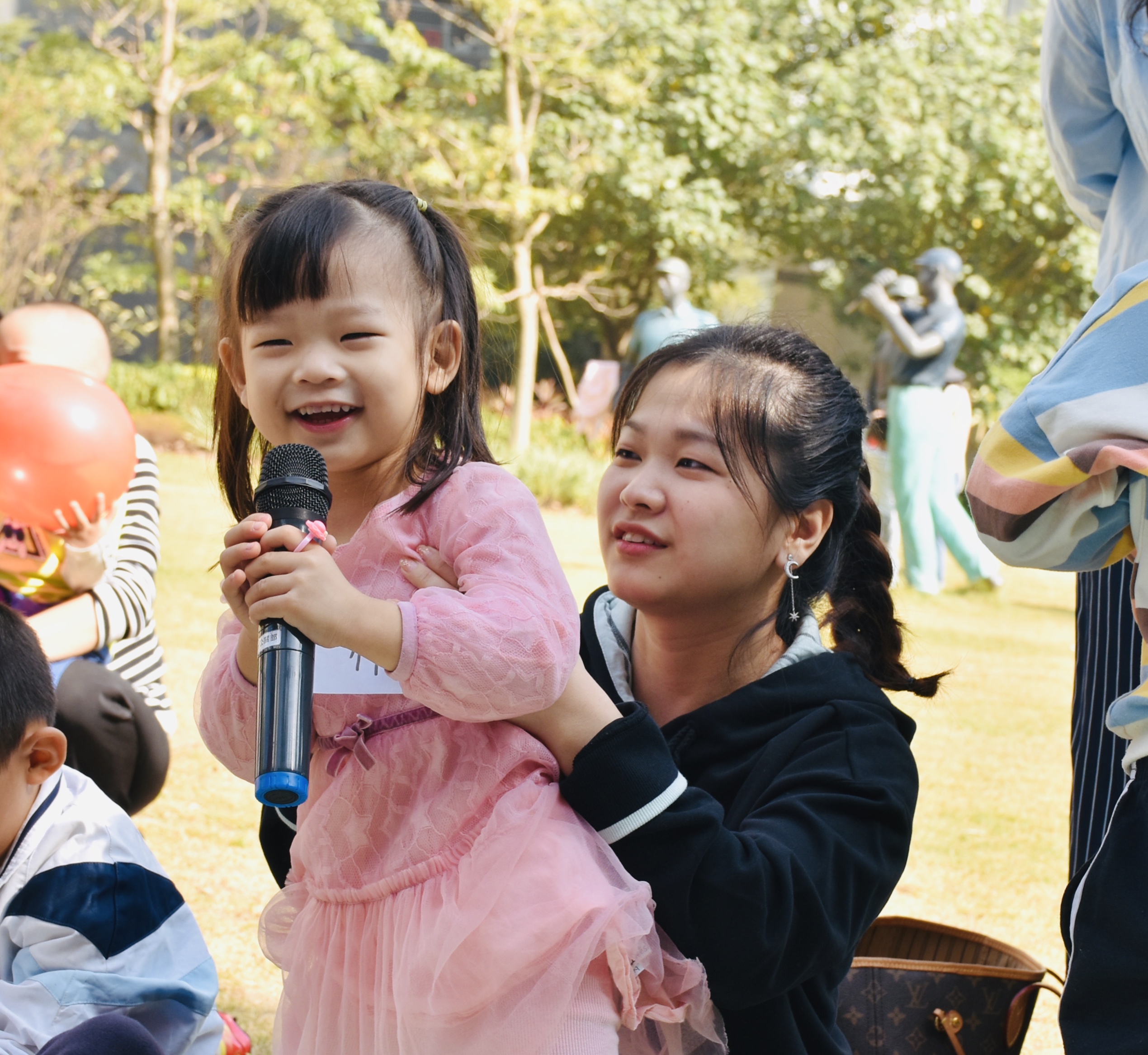 亲亲小二，我们约会吧！——记中信小二班环保主题野餐趴