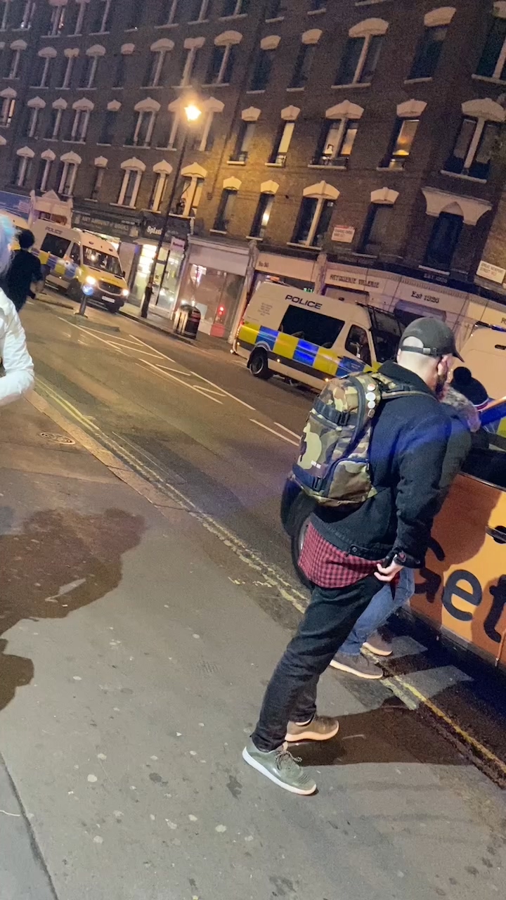 英国留学生帮人换汇,英国留学生换汇被冻结