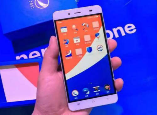 别再笑格力手机了，跨界造手机栽跟头的，还有百事、康师傅