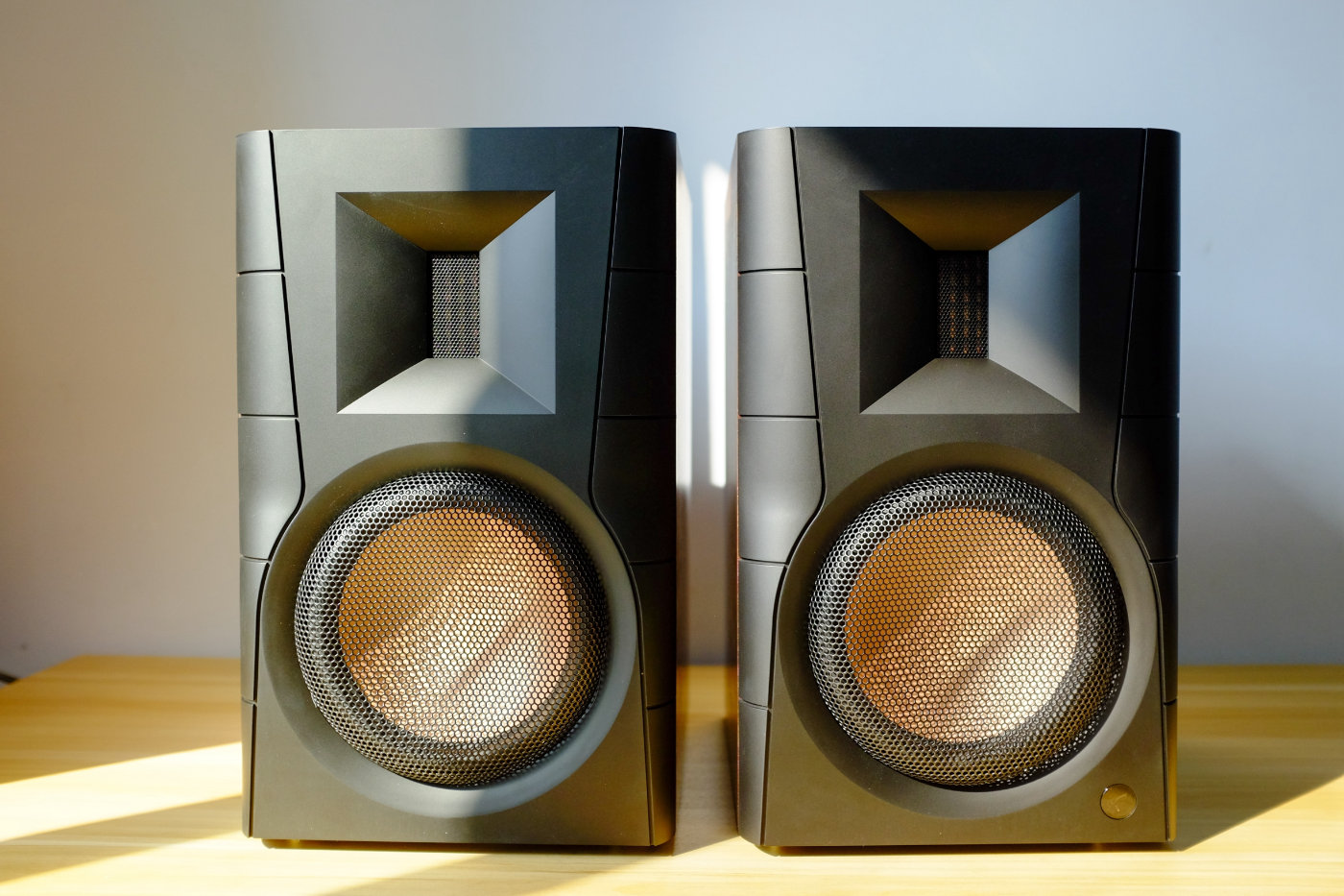 2千预算最好的电视音箱,惠威d300音箱测评视频