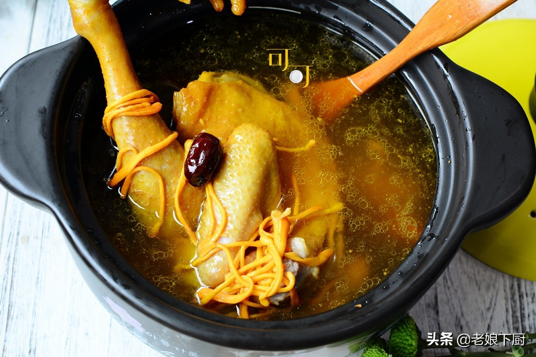 药膳冬虫草,现在冬天了冬虫草炖汤放什么好