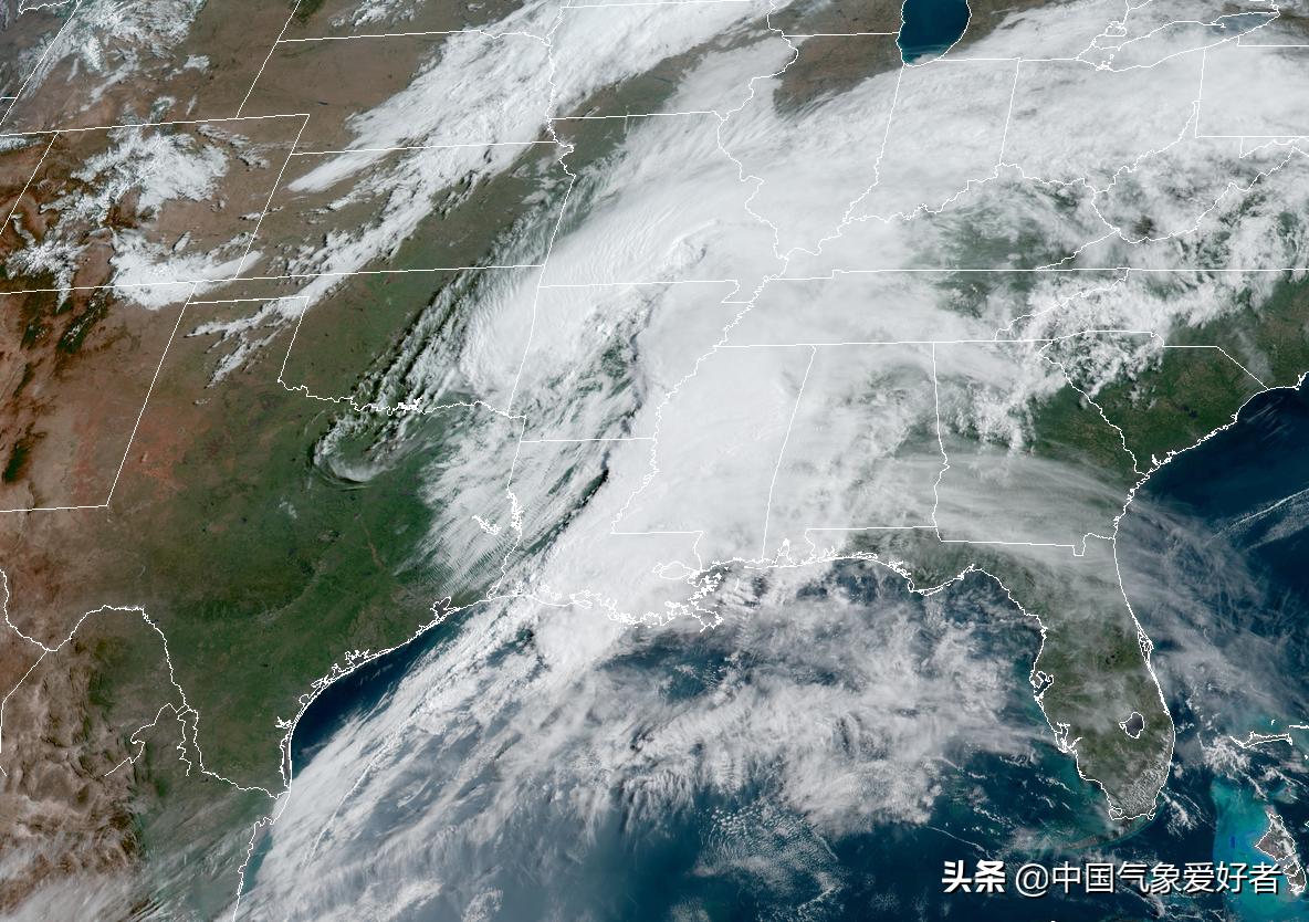 灾难性龙卷风袭击,超强龙卷风袭击美国