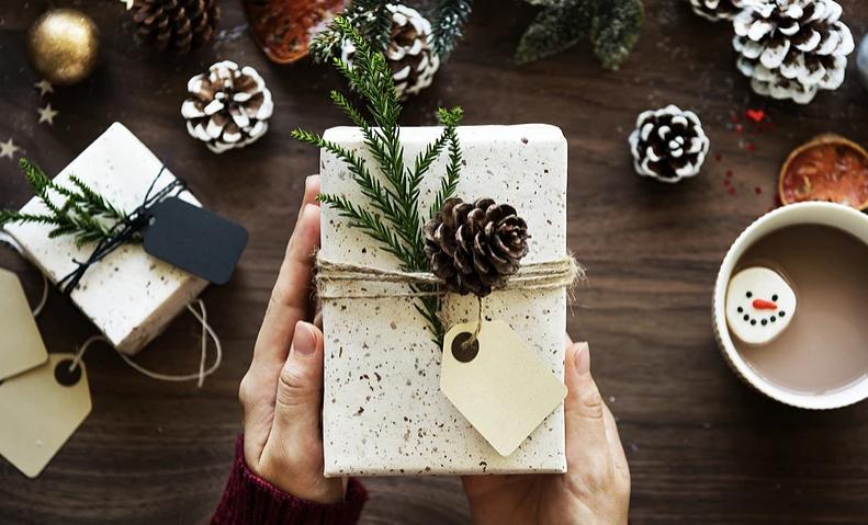 收到赠送物品怎么交税,送礼要送酒吗