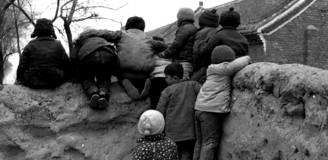 俗语“眉粗眼小福禄少，眉细眼大贫来扰”，是真的吗？