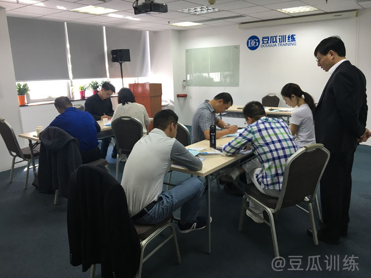 不会说话怎样提升口才,做销售怎么锻炼自己的口才