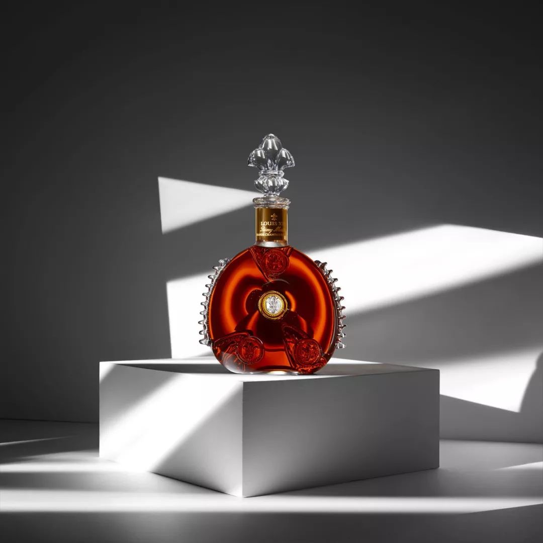 30000一瓶的路易十三,跟路易十三差不多价格的洋酒