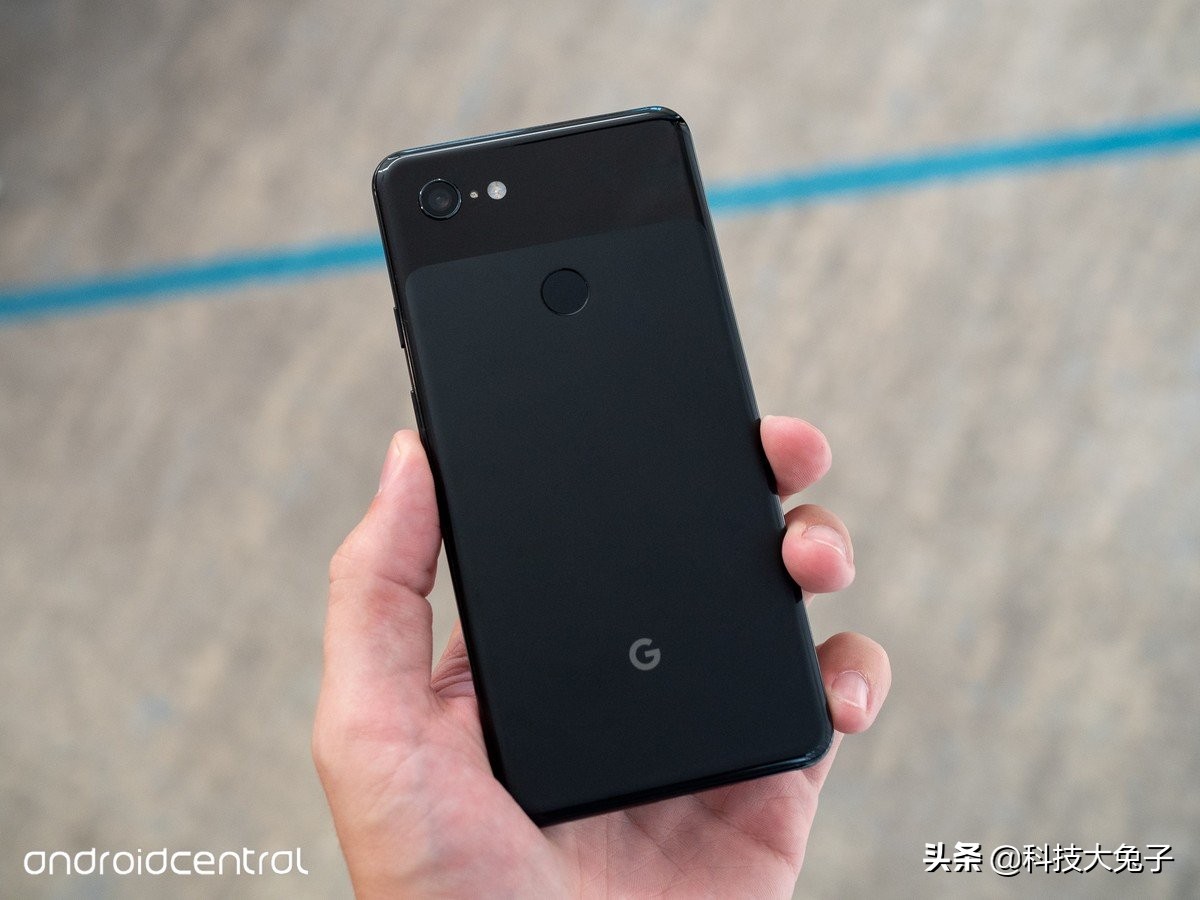 手机屏幕保护膜坏了有必要再贴吗,一般手机保护膜真的能保护屏幕吗