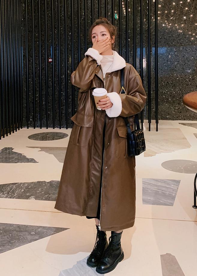 皮衣的穿搭技巧冬季,皮衣还能这样搭穿上立马时尚起来