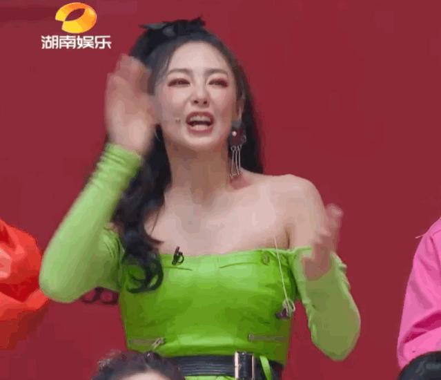 适合学生的穿搭高级感图集,小花穿搭图片大全