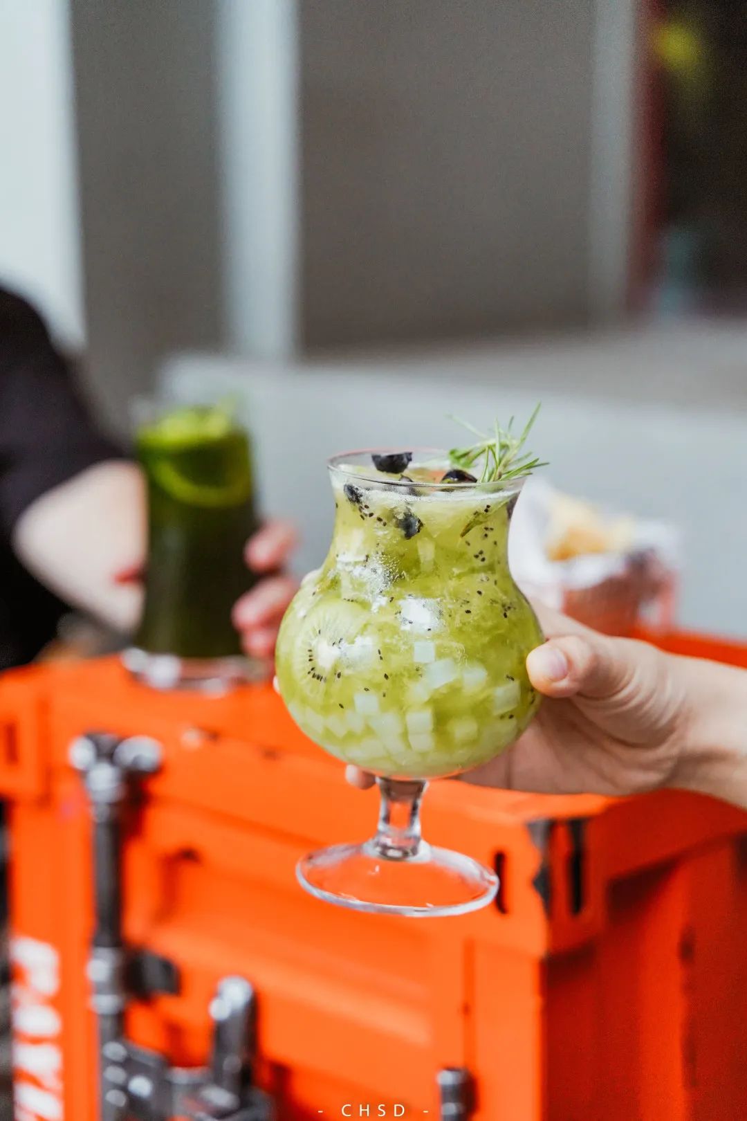 家楼下的「茶饮咖啡+精酿」，从清醒到微醺都给你安排上