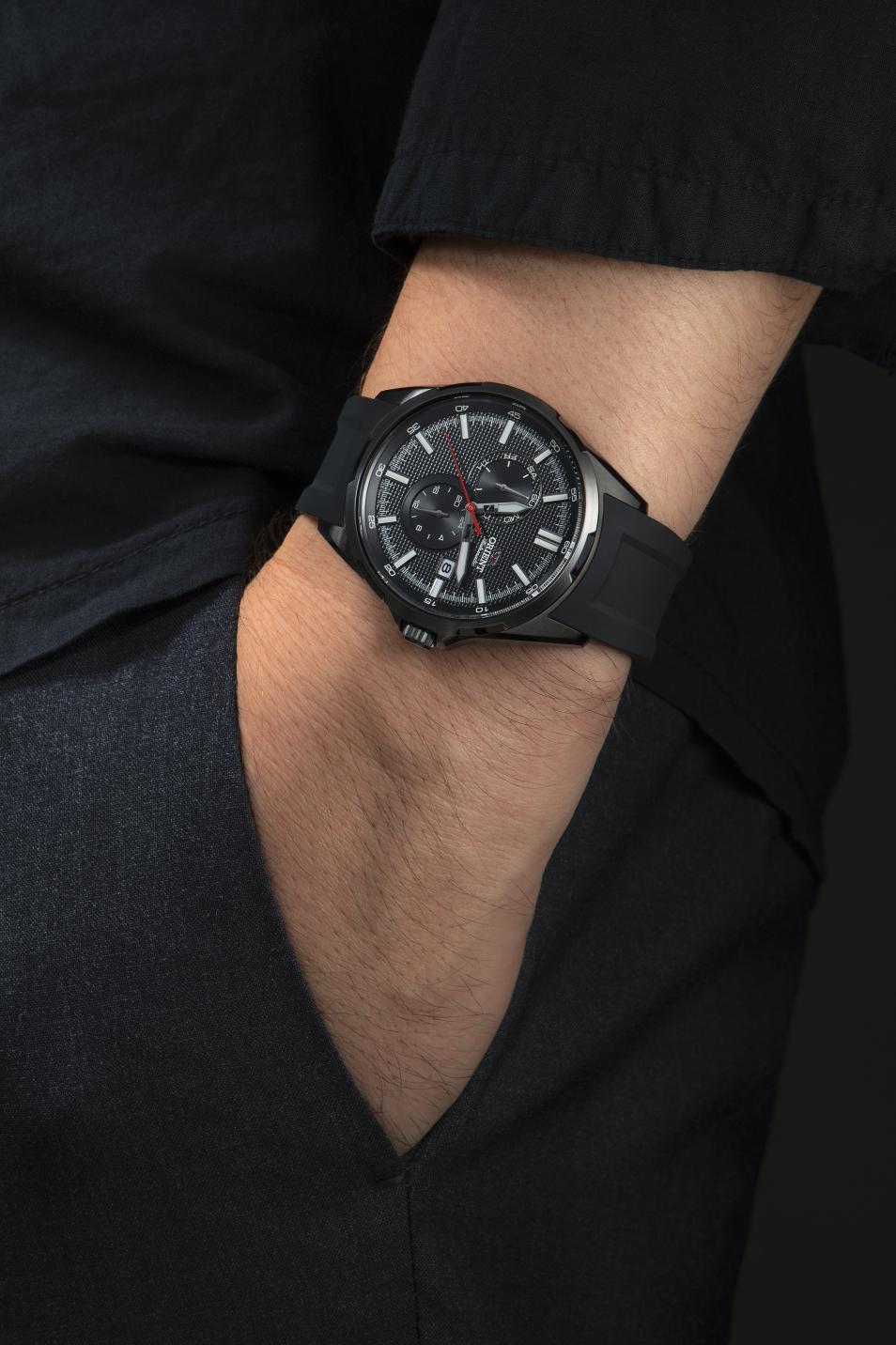 得年轻人者得天下原视频,东方双狮经典表款