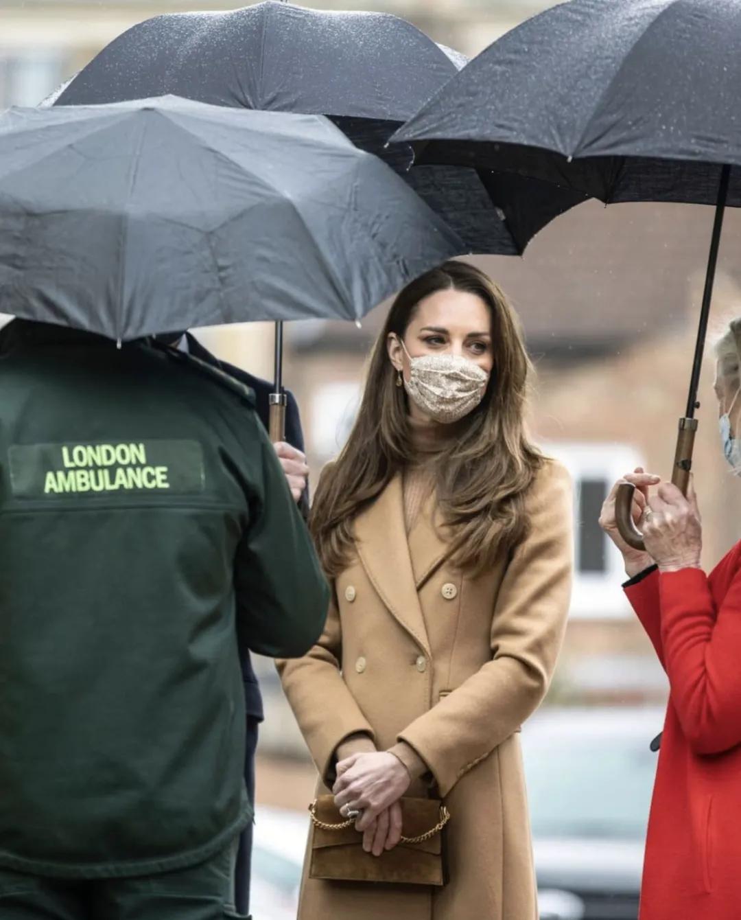 凯特王妃新上手的“千元级”手袋,什么来头?