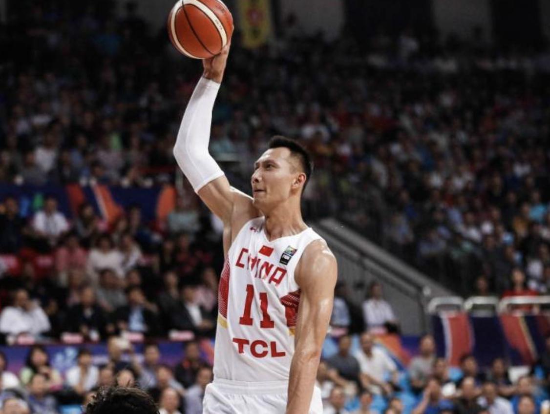 易建联娶了几个老婆,易建联娶双胞胎姐妹是真的吗