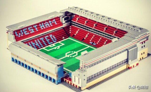 乐高曼联老特拉福德足球场,用积木拼足球球场