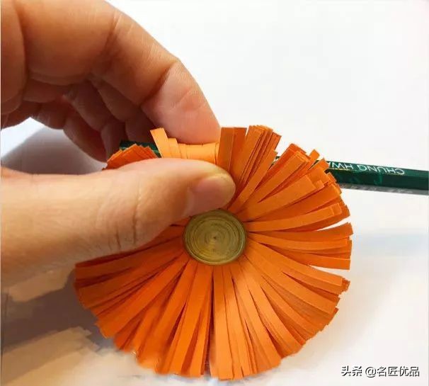 教师节创意手工:一张纸,还能编出花来?没想到一张纸也能美美哒