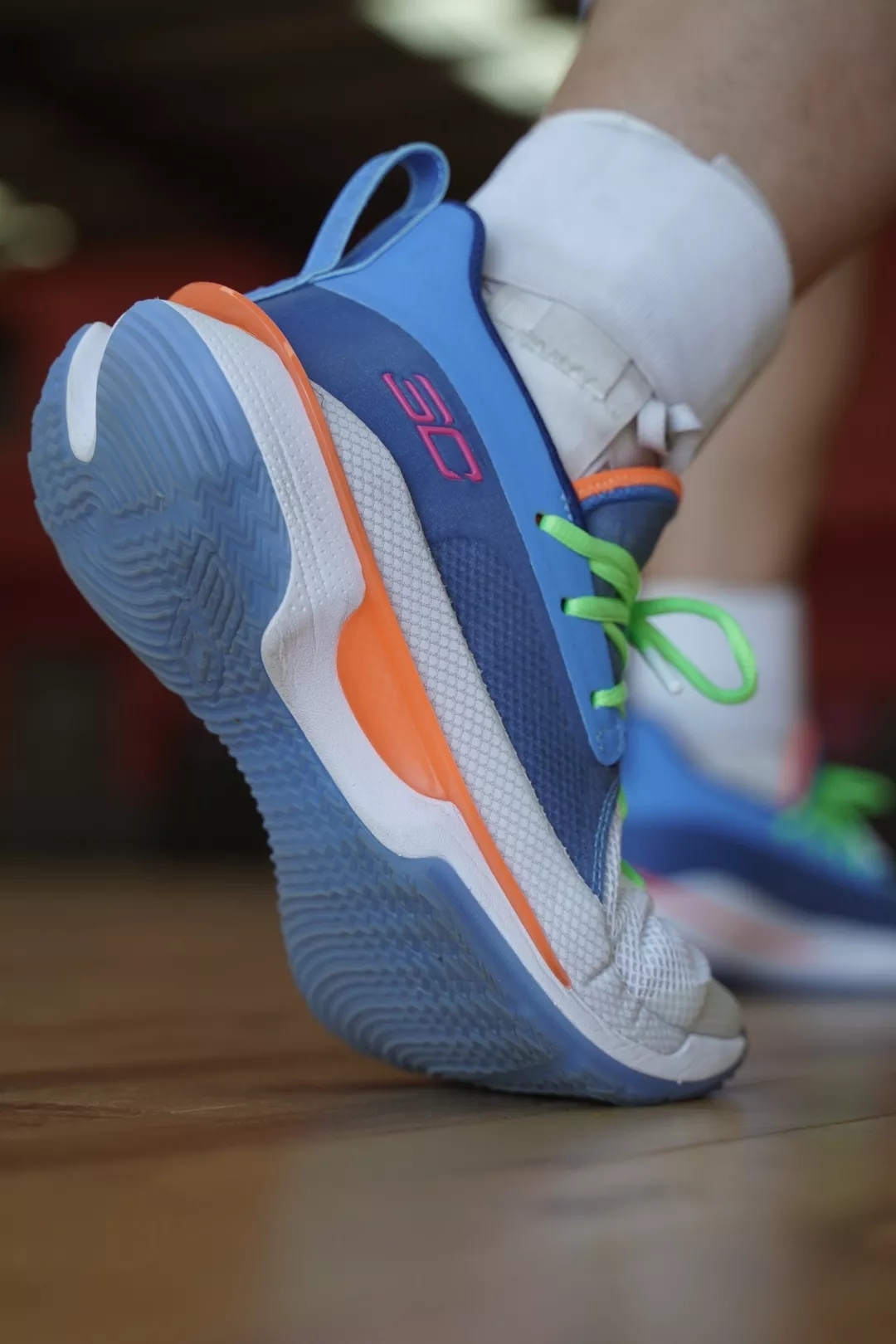 库里7实战神鞋,库里7为啥磨不出声音