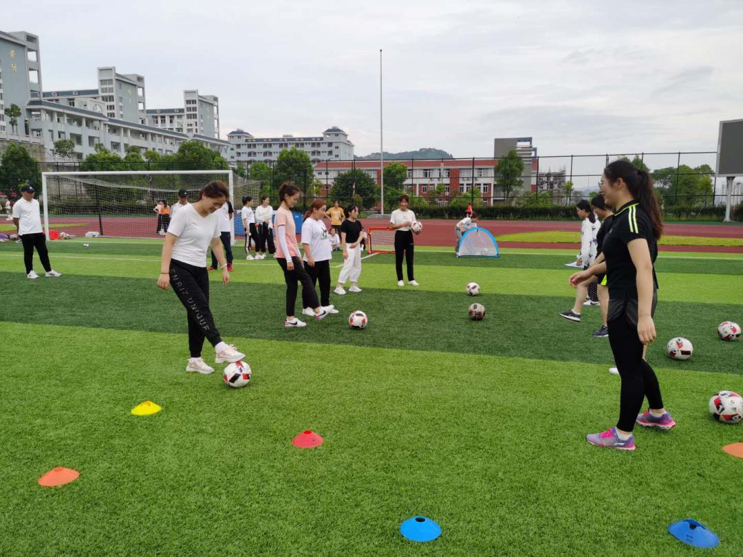 悦动足球、“足”够快乐——福鼎市2020年全市校园足球教练员培训（幼儿园专场）第6天