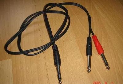 电钢琴怎么和声卡连接,电子琴如何连接声卡图解