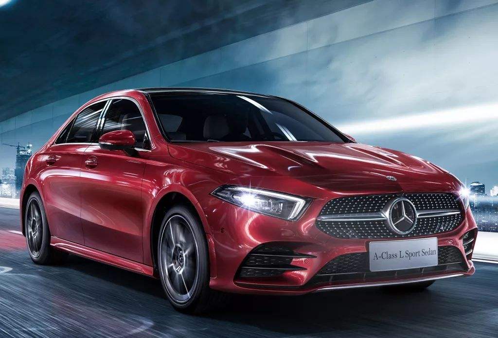 2017年奔驰a200值得入手吗,门槛级奔驰