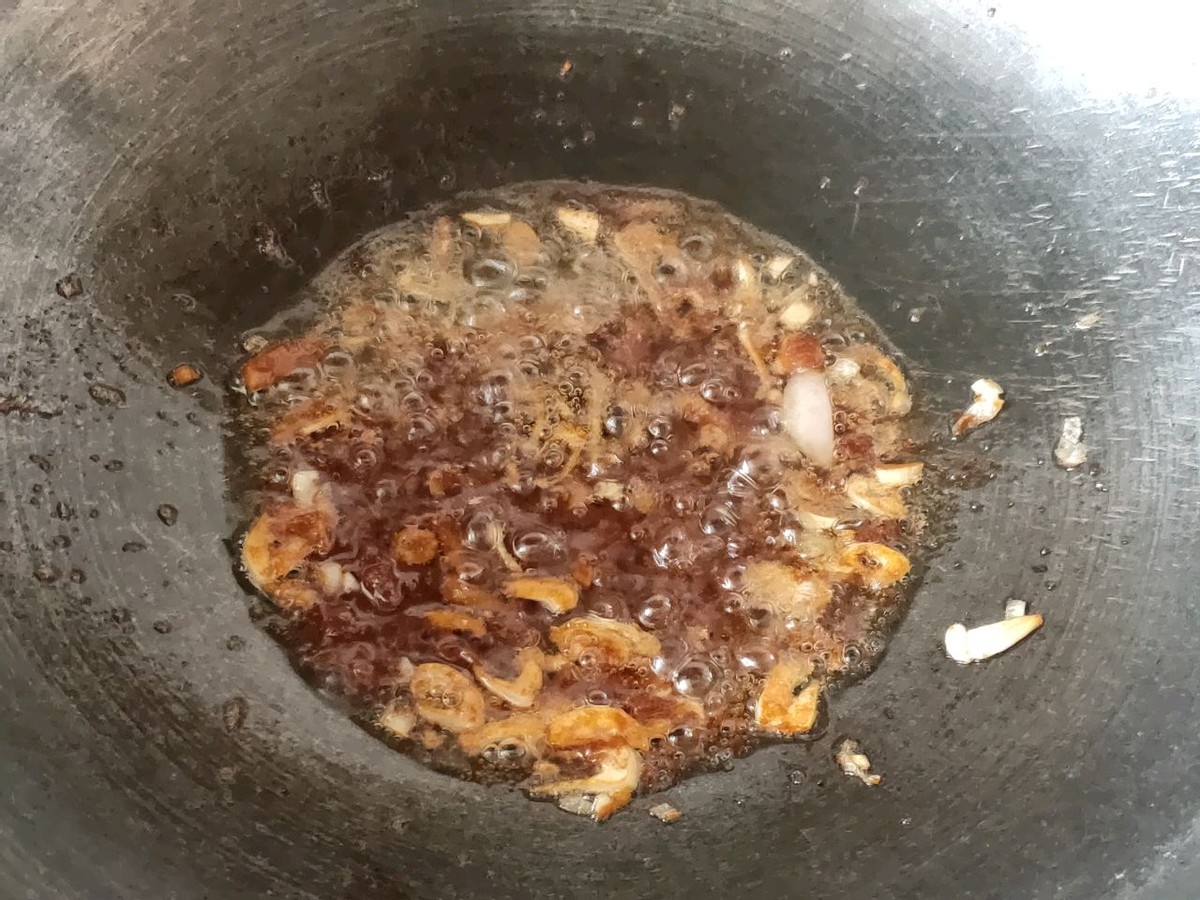 怎么做鱿鱼才好吃铁板鱿鱼,铁板鱿鱼简单实惠做法