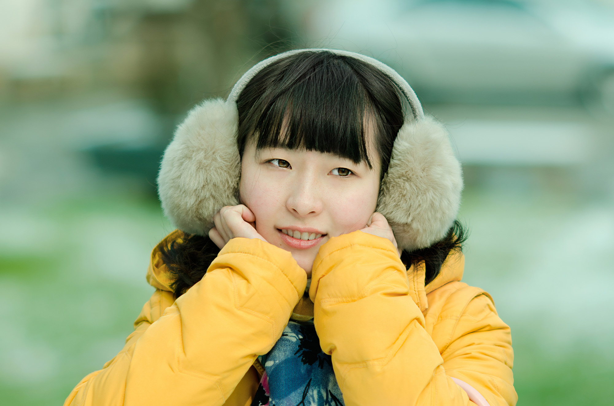 尼康d7000拍摄画面暗怎么调亮,尼康d7000和d700画质对比