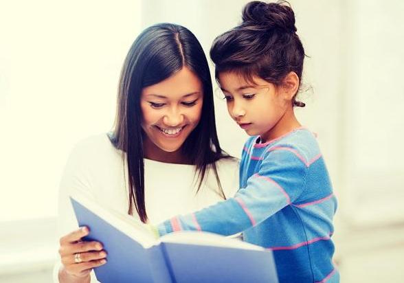 一写作业就哭闹的孩子该怎么教育,一写作业就睡觉的孩子咋办