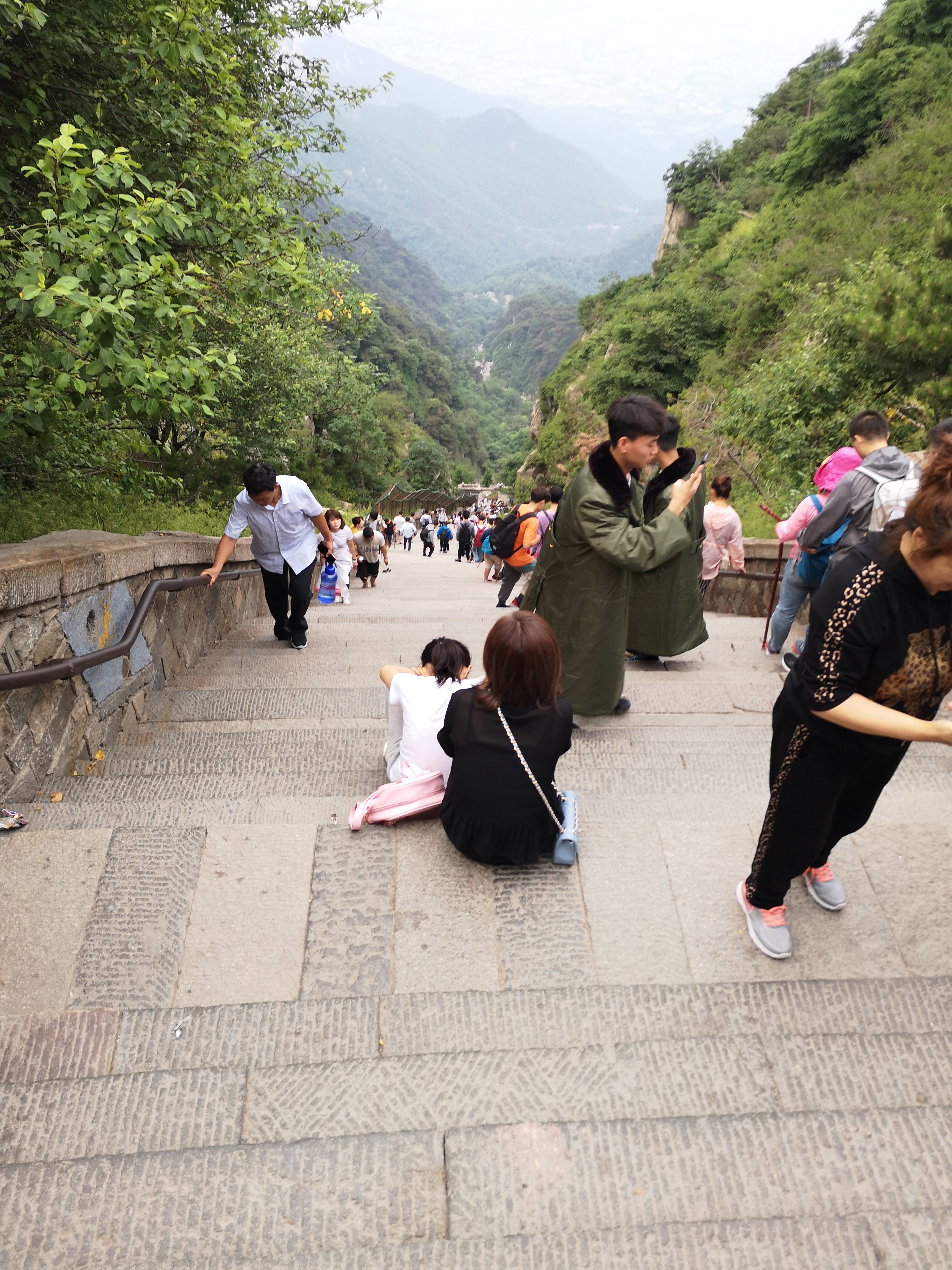 为什么泰山被称为天下第一山,泰山是中国的几大名山之一