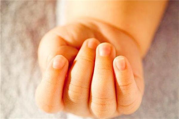 从哪可以看出宝宝以后是高个子,4个迹象表明还要长高