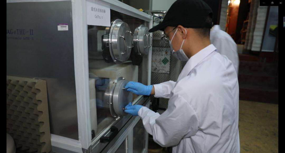 世界最深实验室2400米地下室,2400米深的地下实验室多少钱