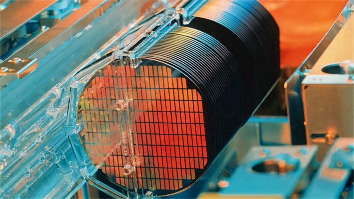 弘芯芯片最新消息,武汉弘芯芯片厂现状