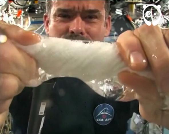 神舟十三号宇航员可以锻炼身体吗,神舟13号的宇航员生活日常和工作