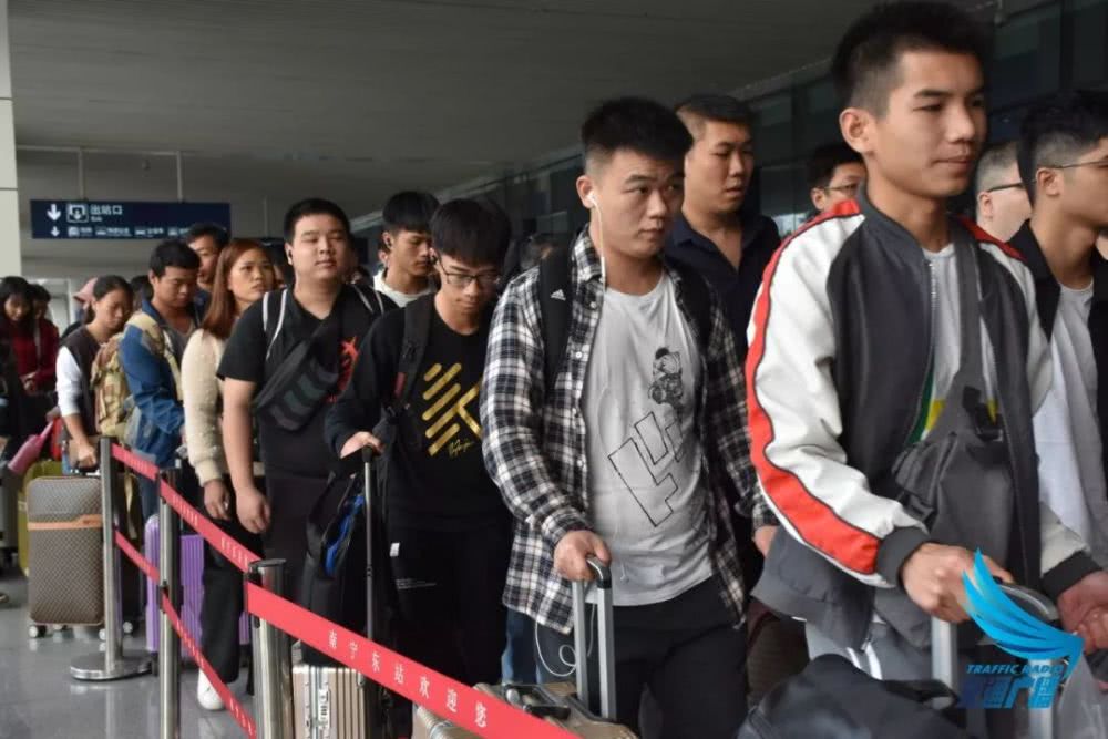 广西2018春运客运,2019春运正式开启新闻播报