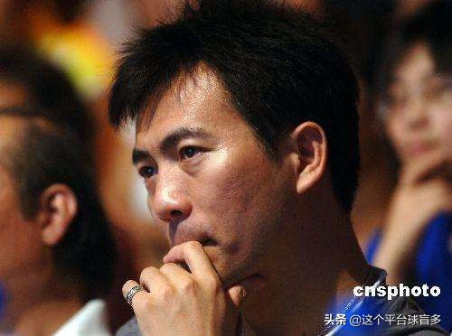 黄健翔退出央视解说原因,回顾下黄健翔当年的解说