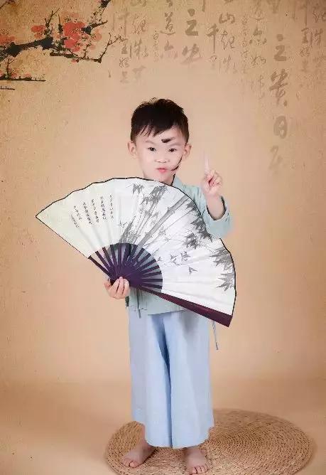 孩子积食后果,孩子半夜积食翻来覆去怎么办