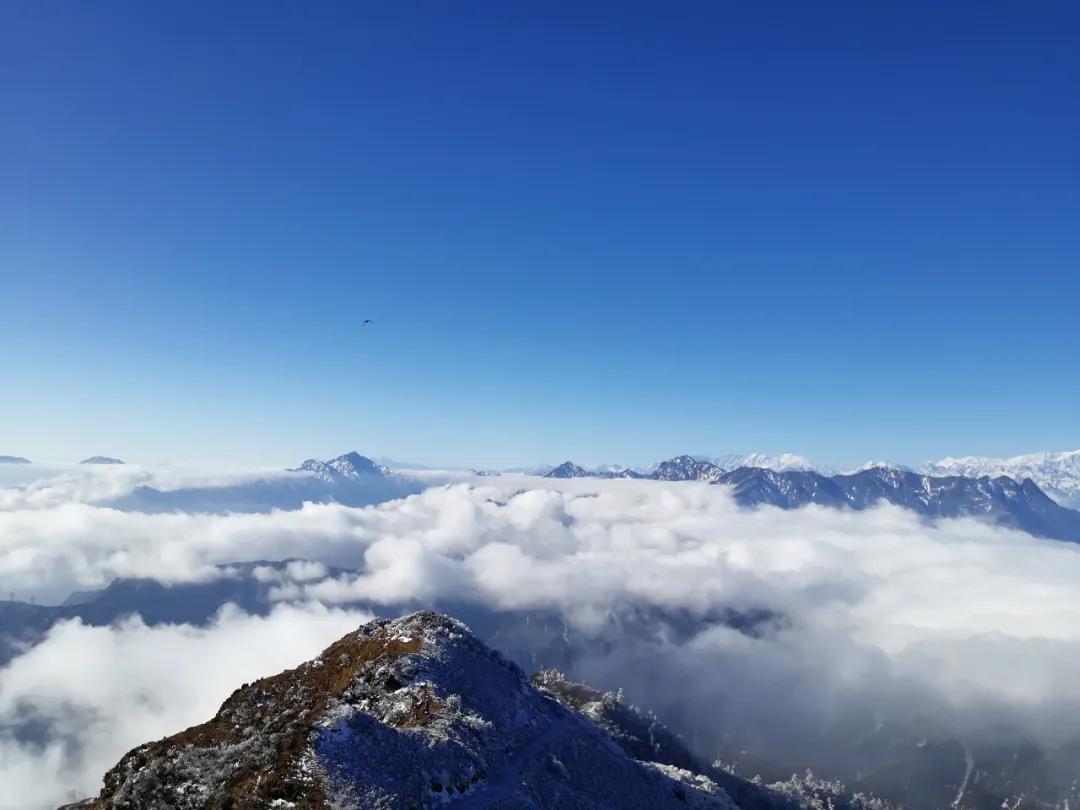 怎样拍云的视频,拍云的技巧和方法