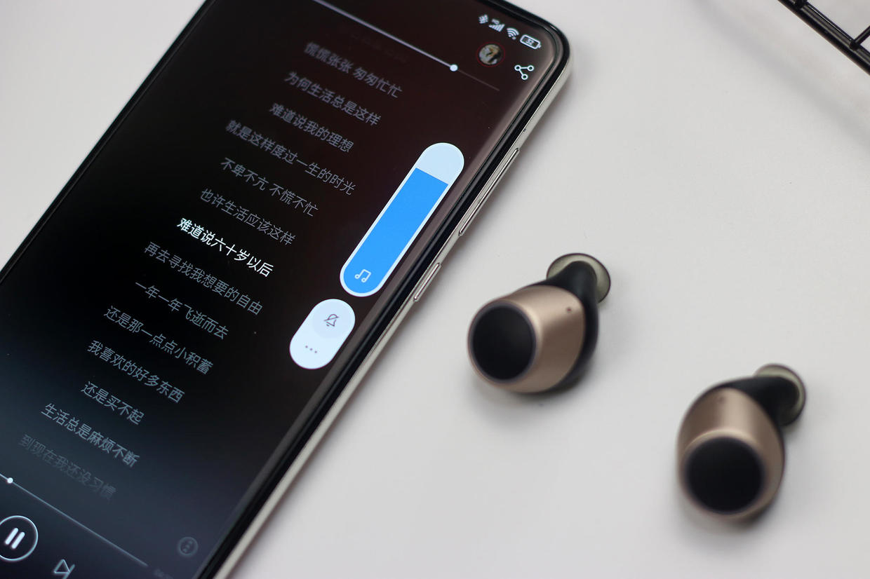 创新outlier耳机,创新耳机air评测