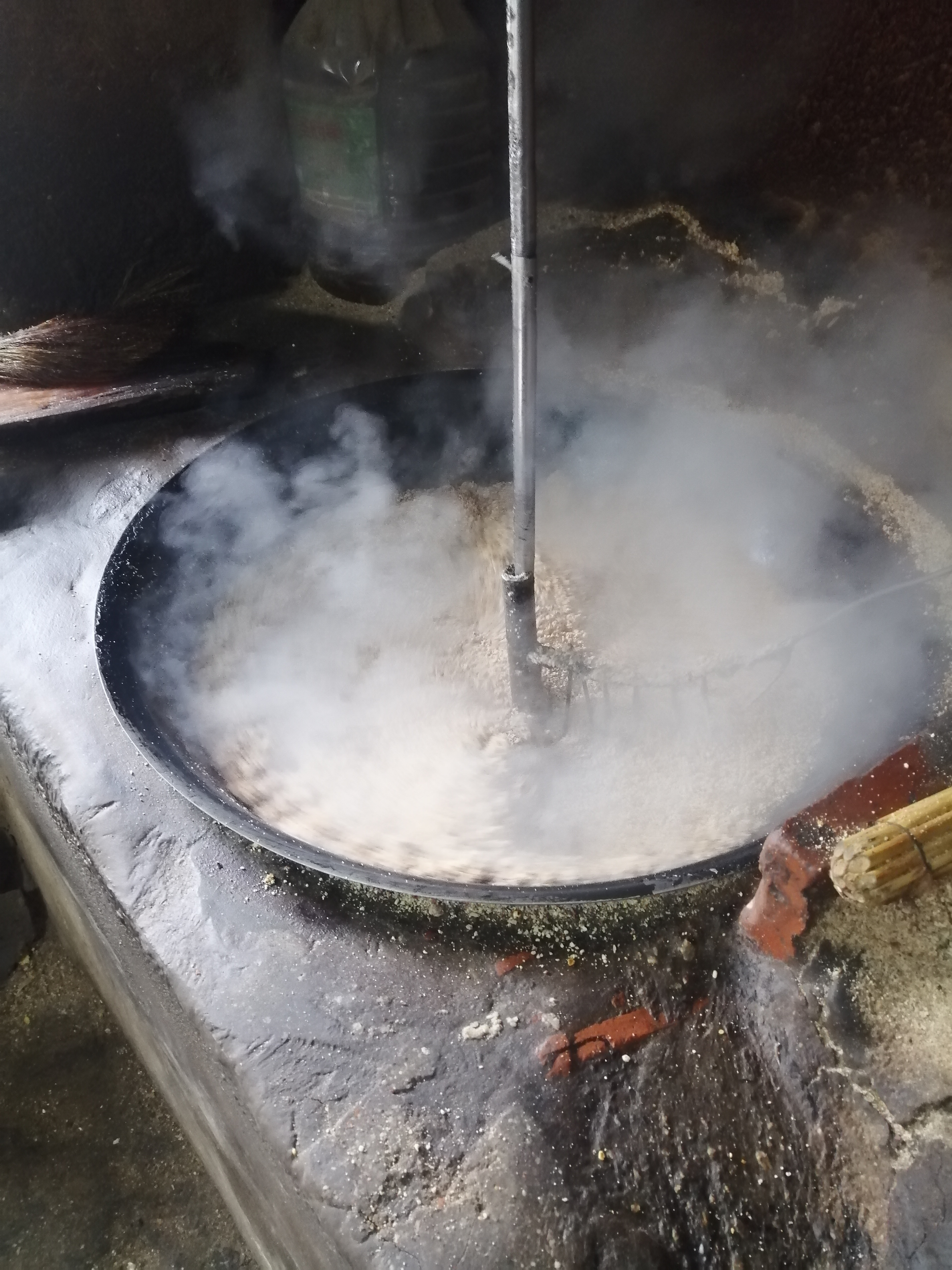 花生油制作过程的视频,花生油传统制作过程