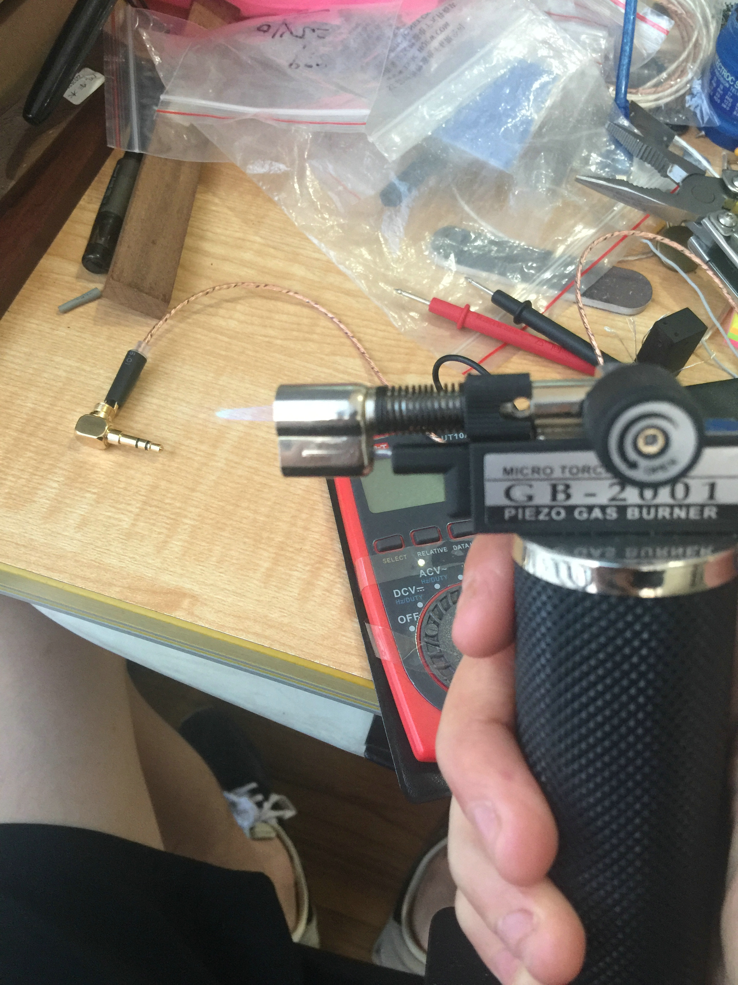 看这位爱好者DIY的夹子双桨自动键怎么样？