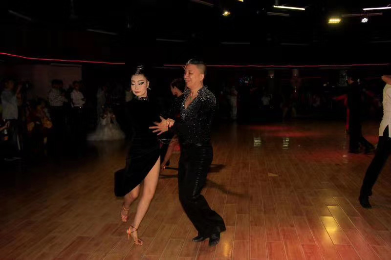 广州传奇舞厅的谢幕,广州传奇表演视频