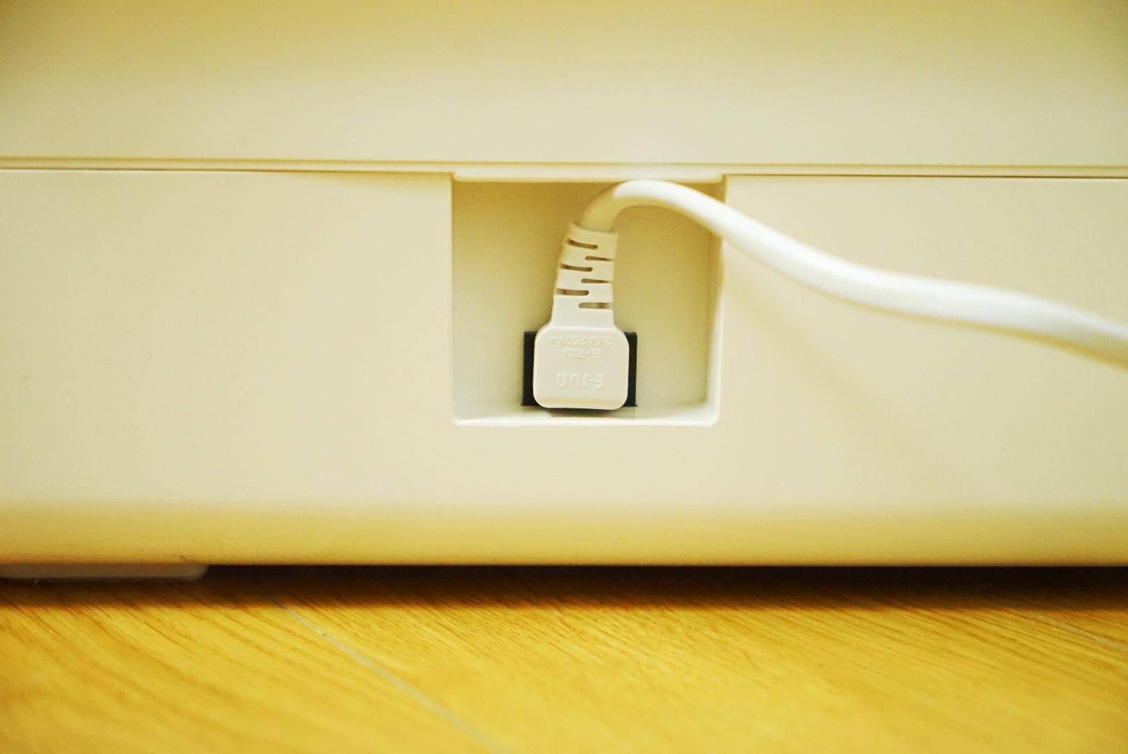 你家的鞋柜,华为的智能鞋柜