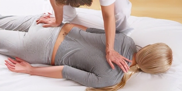 单边屁股疼站着明显缓解是什么病,单侧屁股疼要警惕四种原因