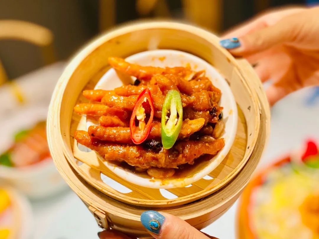 从2003年的水上大塘到现在，郑州的南边终于有店啦